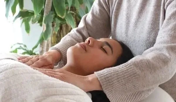 Reiki cursus handposities